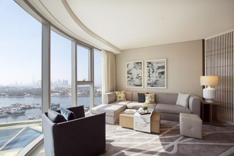 1 bedroom suite with lounge access