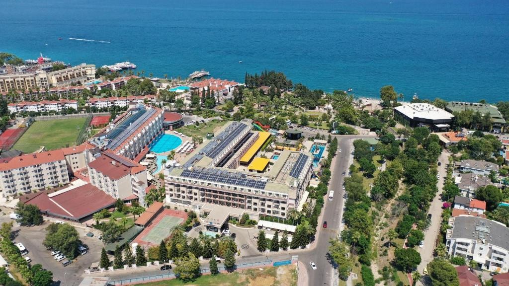 CRYSTAL DE LUXE COMFORT COLLECTION (EX. CRYSTAL DE LUXE RESORT & SPA)