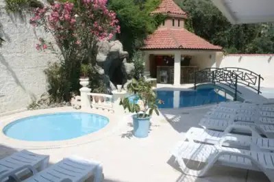 OASIS APART HOTEL