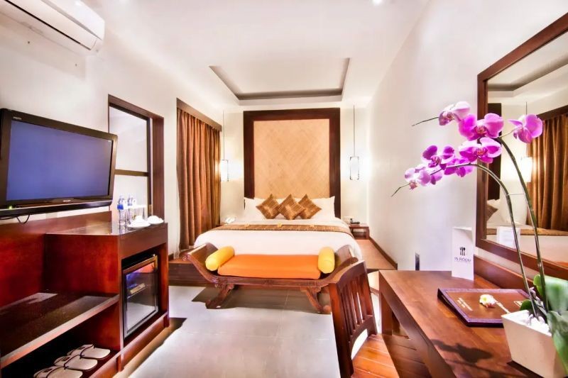 villa plunge pool