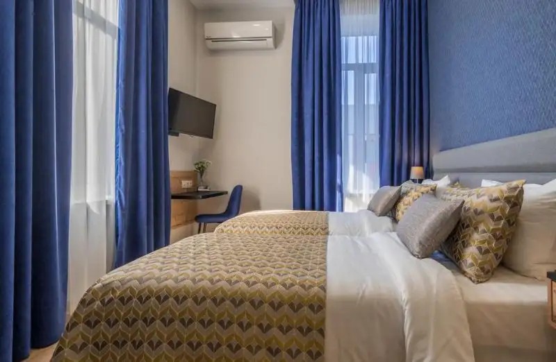 BRIKWOL HOTEL