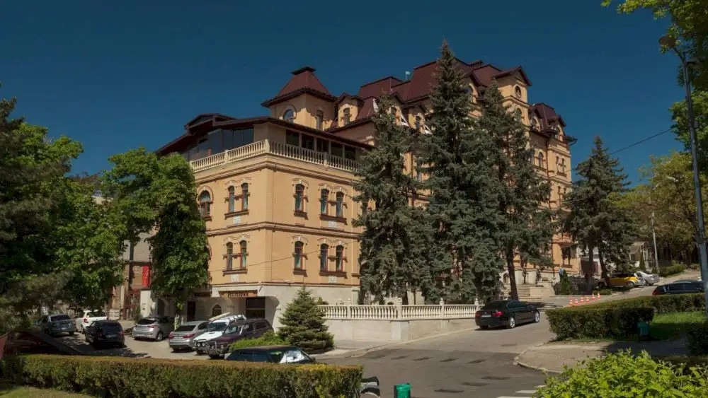 БРИСТОЛЬ ПЯТИГОРСК