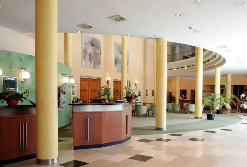 QUALITY HOTEL PLAZA DRESDEN
