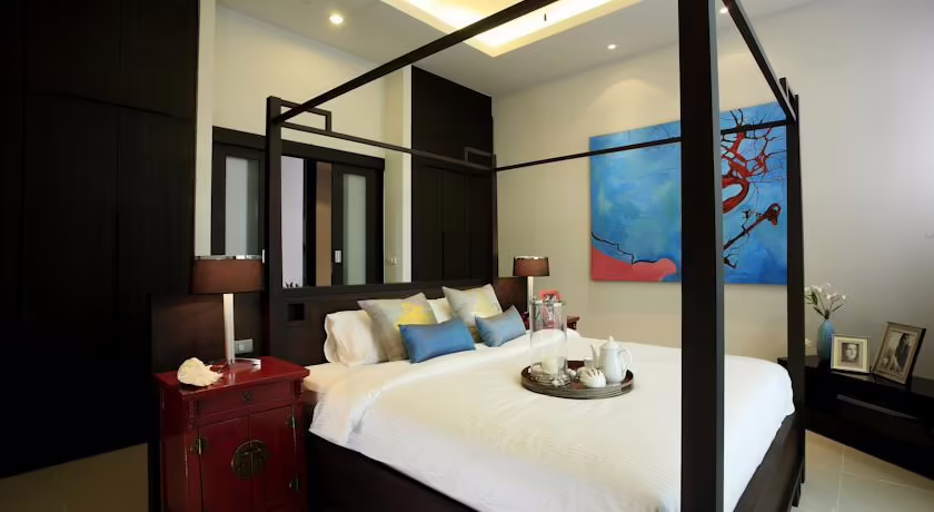 TWO VILLAS HOLIDAY - ONYX STYLE NAIHARN BEACH