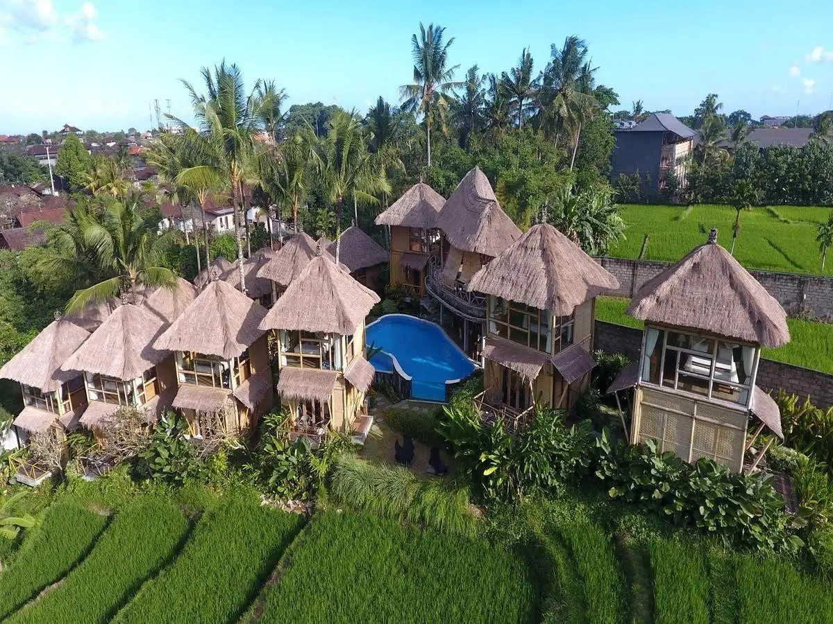 BIYUKUKUNG SUITES & SPA BAMBOO HOUSE