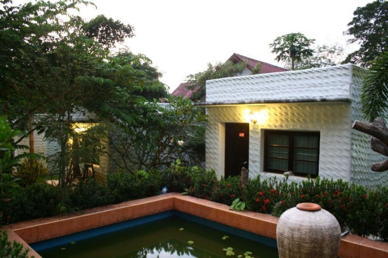BAAN AUNRAK KOH CHANG