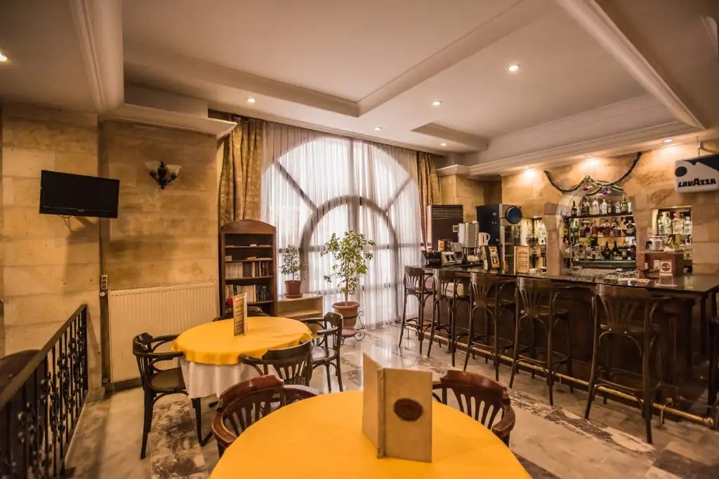 TASSARAY HOTEL