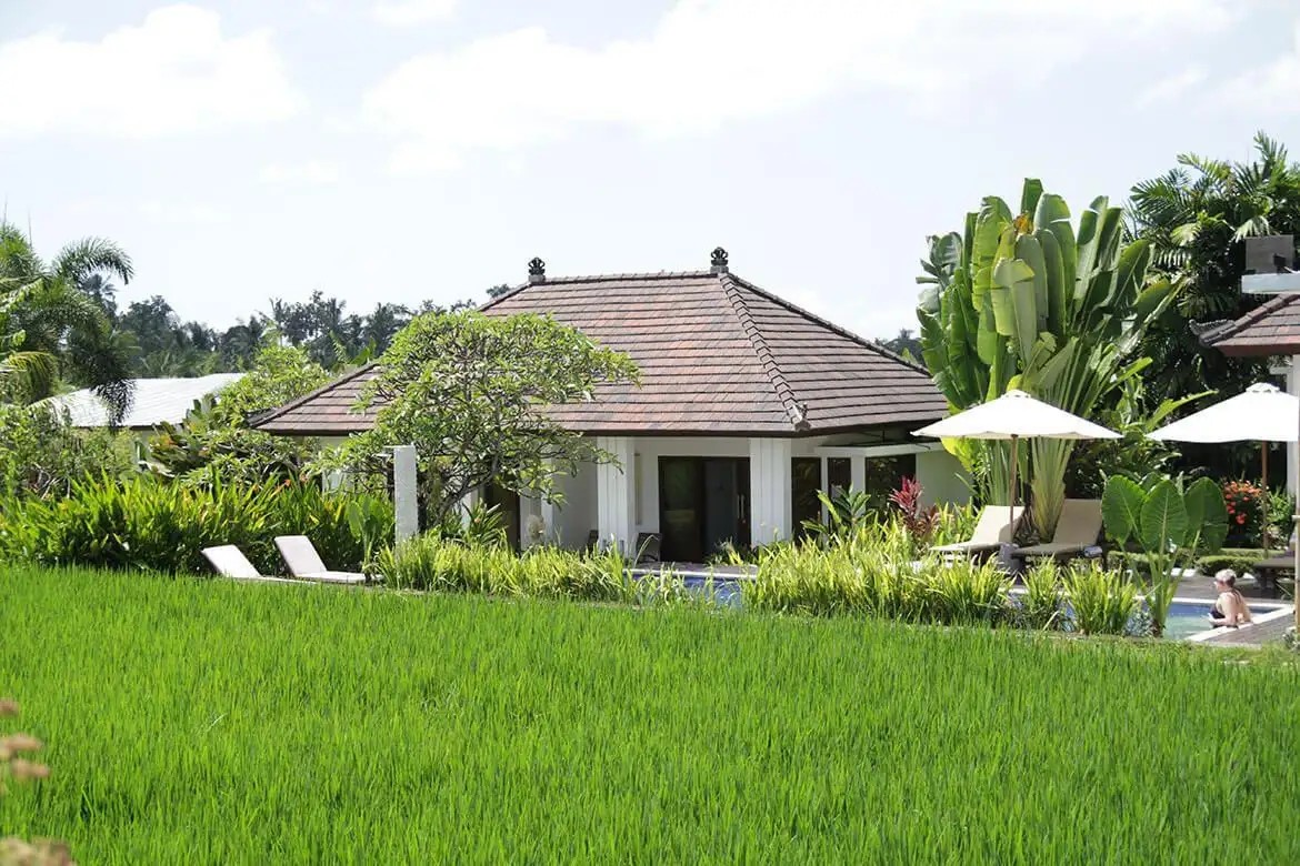 THE SAMARA VILLAS & RESTAURANT