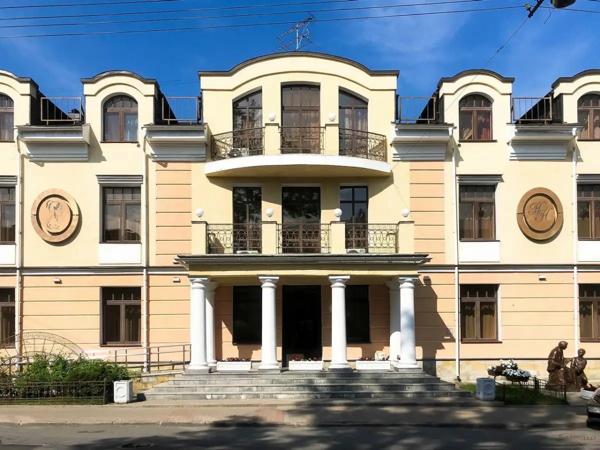 НАТАЛИ