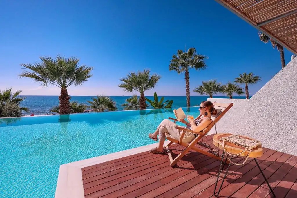 FLORA GARDEN BEACH ADULTS ONLY 16+