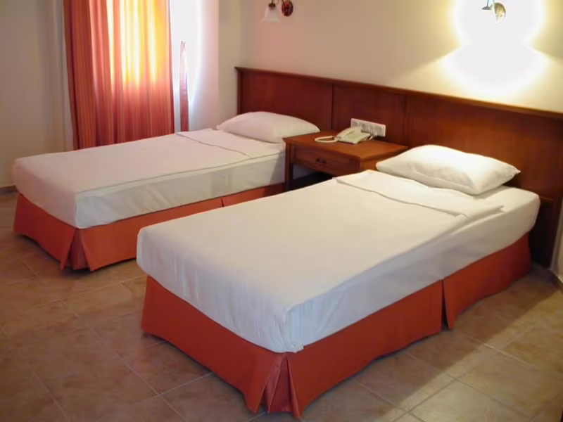 AVOS APART HOTEL
