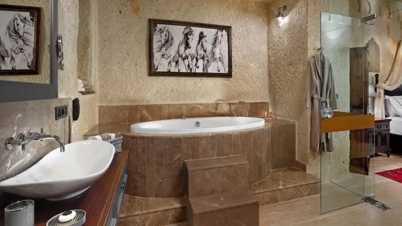 SERAPHIM CAVE HOTEL