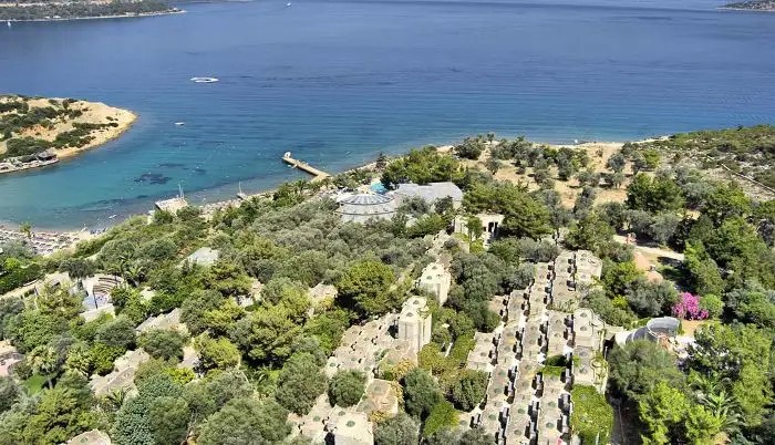 CANDE ORA HOLIDAY VILLAGE