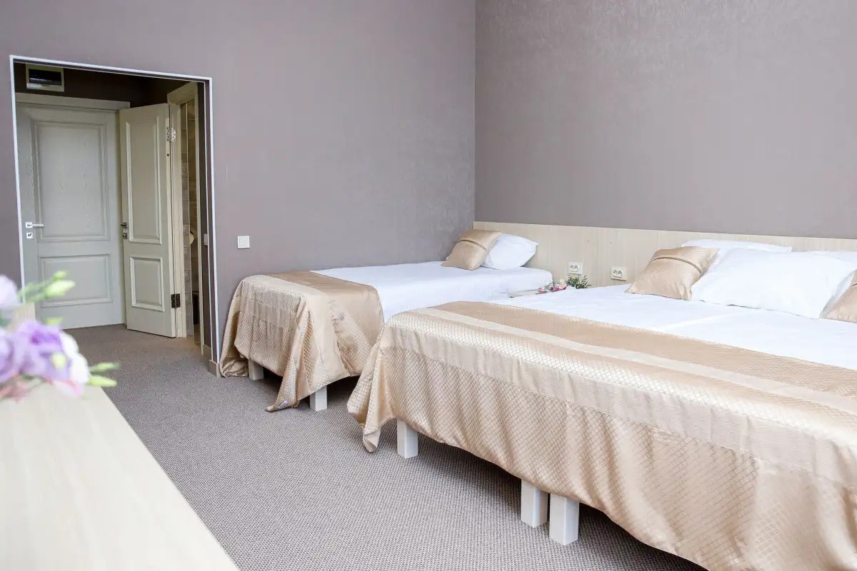 PORTAL (ПОРТАЛ) HOTEL