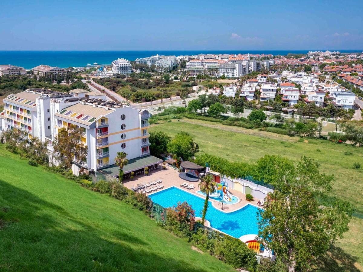 Q ELLA BEACH SIDE (EX. SIDE ORANGE PARADISE)