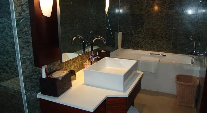 RAMADA PLAZA CAOHEJING