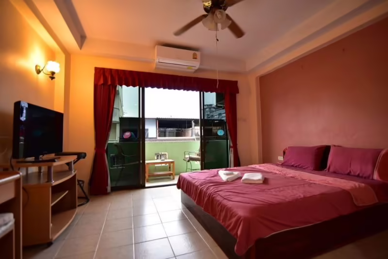 OYO 75381 BILLABONG HOTEL
