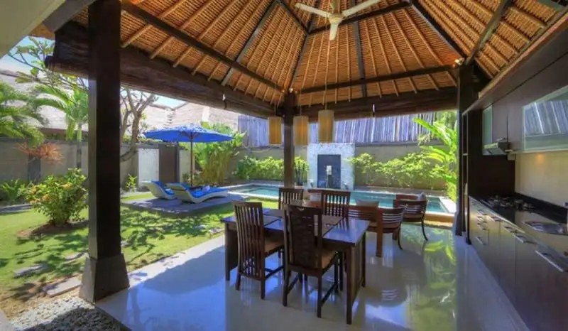 BALI RICH LUXURY VILLA SEMINYAK