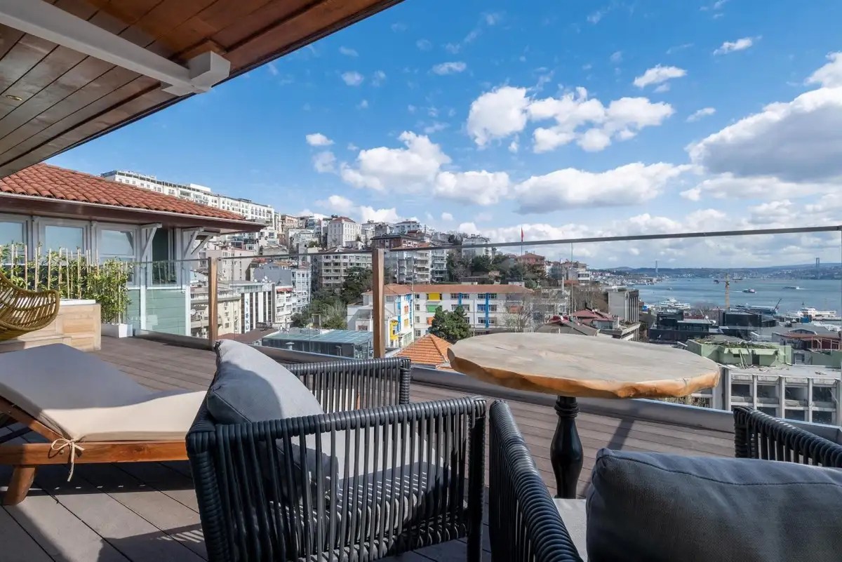 LOOP HOTEL BOSPHORUS ISTANBUL