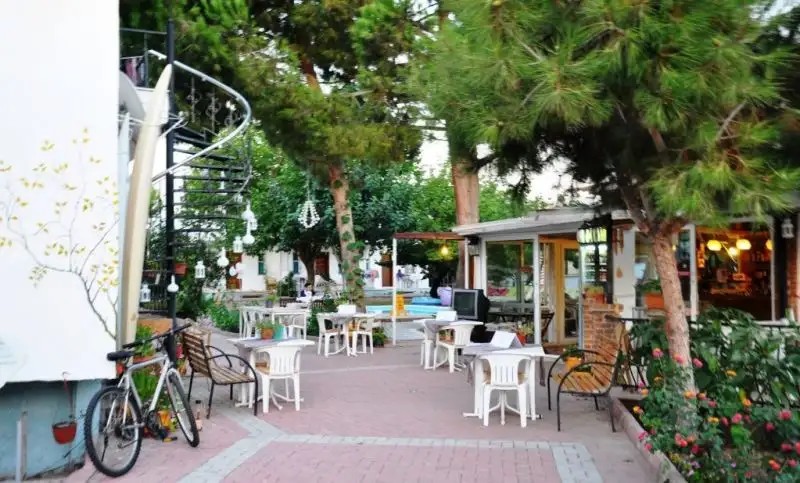 MURSEL PENSION GARDEN HOTEL