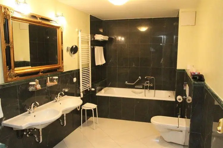 ST. GEORGE RESIDENCE