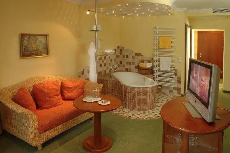 ROMANTIKHOTEL WEISSEN ROESSL