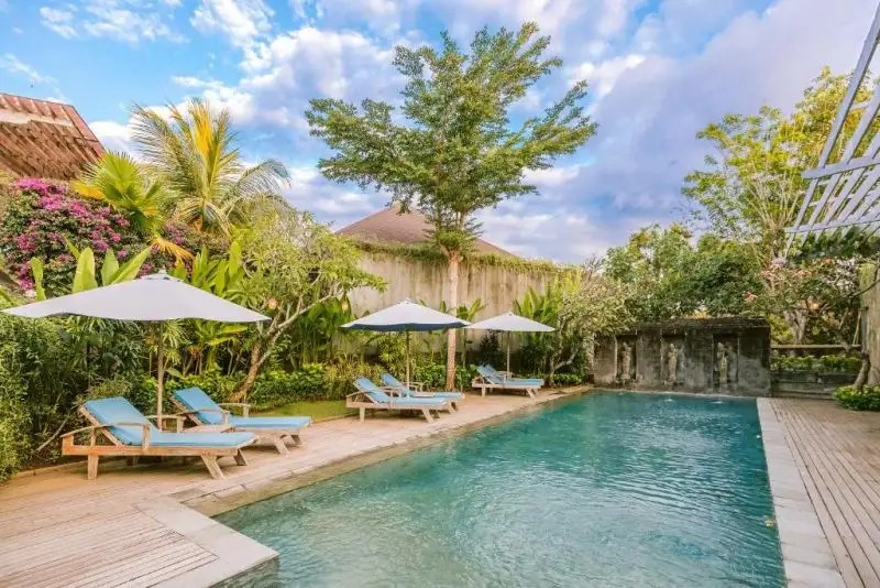 LA BERCEUSE RESORT AND VILLA
