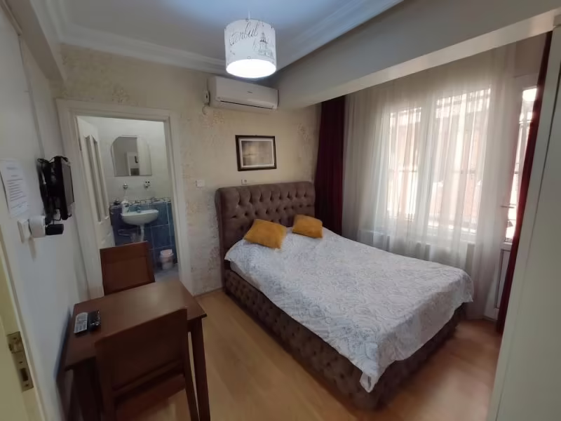 PEMBE HOTEL