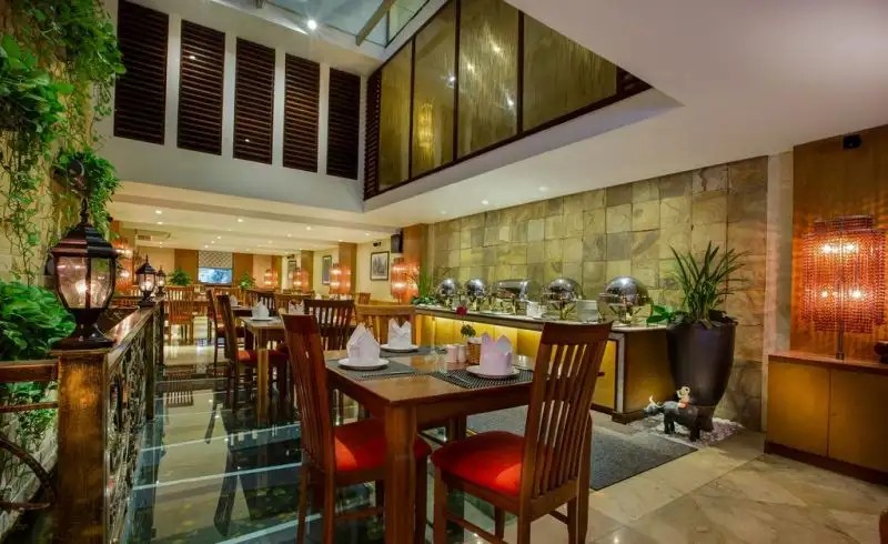 ORIENTAL SUITES HOTEL & SPA