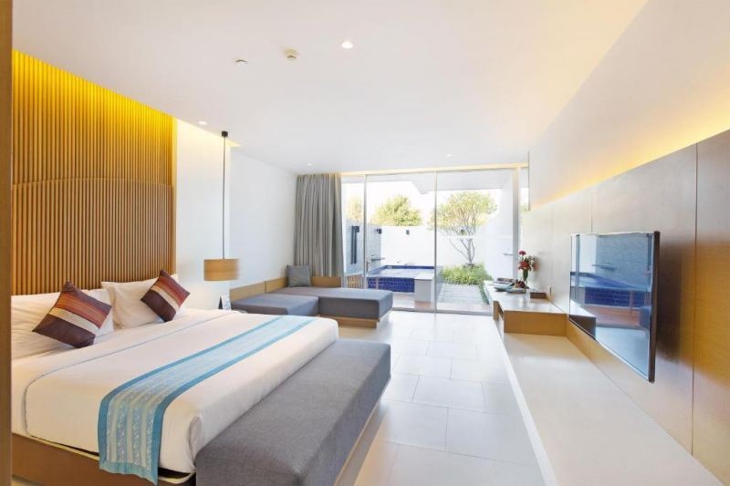 pool villa