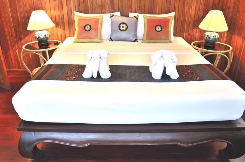 TAMARIND LODGE