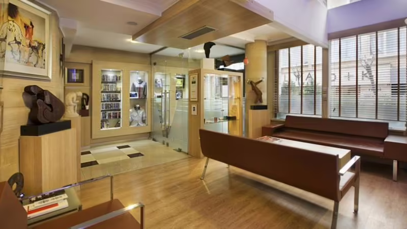 GALLERY RESIDENCE