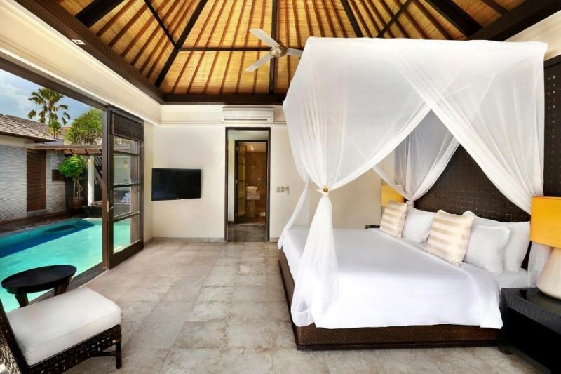3 bedroom royal pool villa