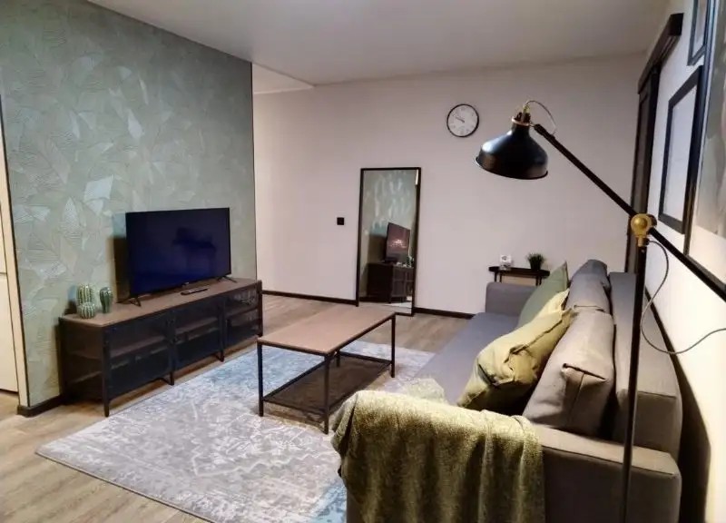 HOME ESTATE НА УЛИЦЕ ШМИДТА