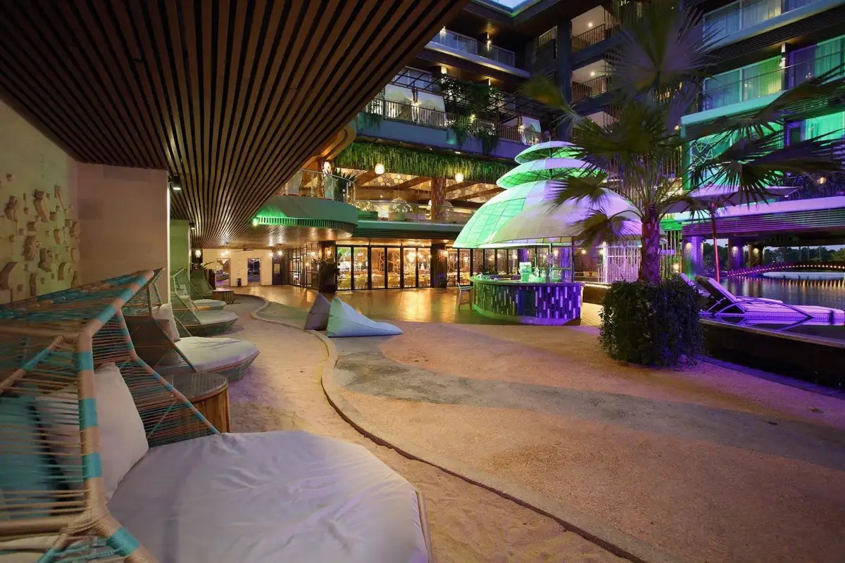 THE CRYSTAL LUXURY BAY RESORT NUSA DUA