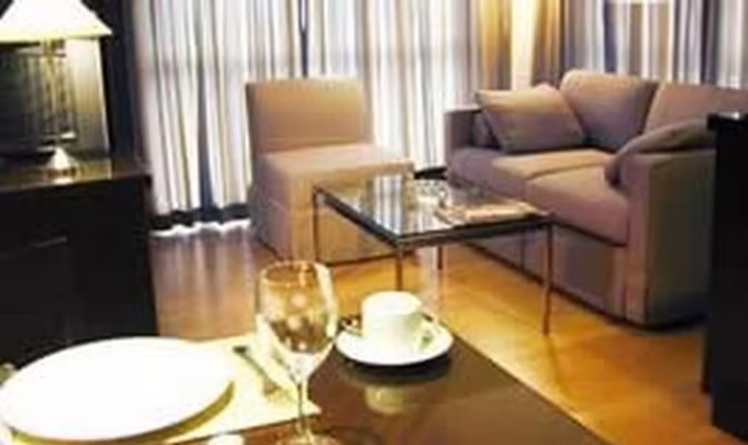 ROYAL CLIFF GARDEN SUITE
