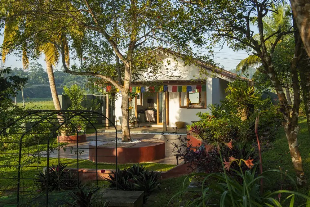 LUXURY VILLA 4