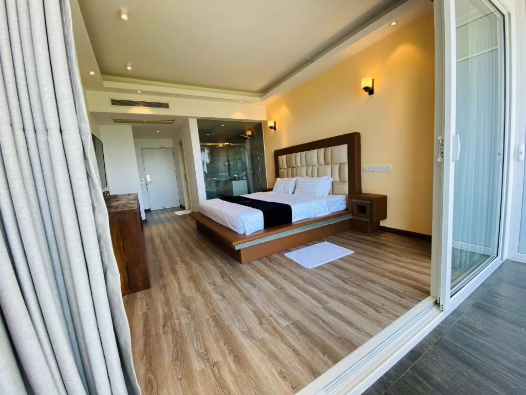 MAZARINE SURF SUITES HIRIKETIYA