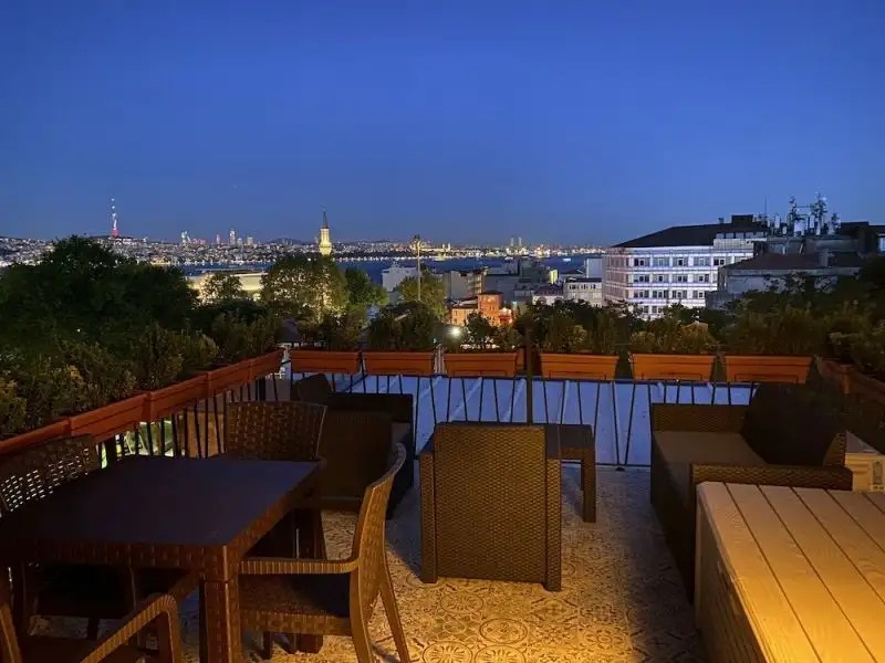 GALATA VAV SUITES
