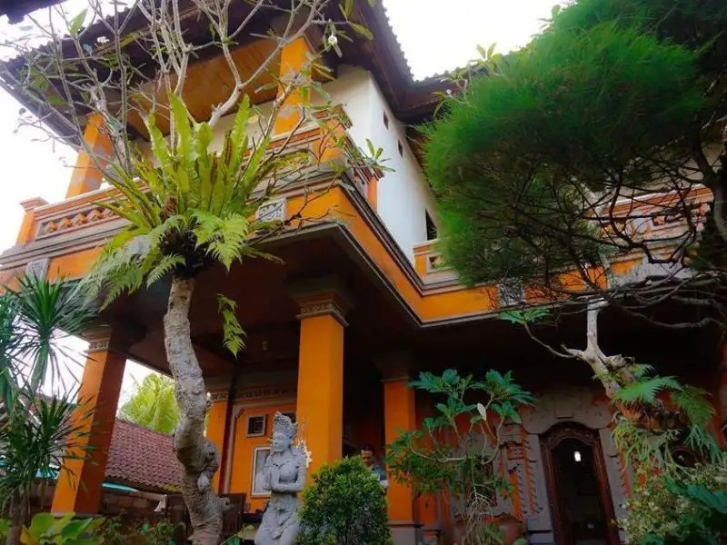 DESAK PUTU PUTERA HOMESTAY