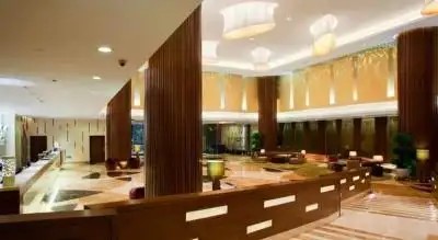 CROWN PLAZA CITY CENTER
