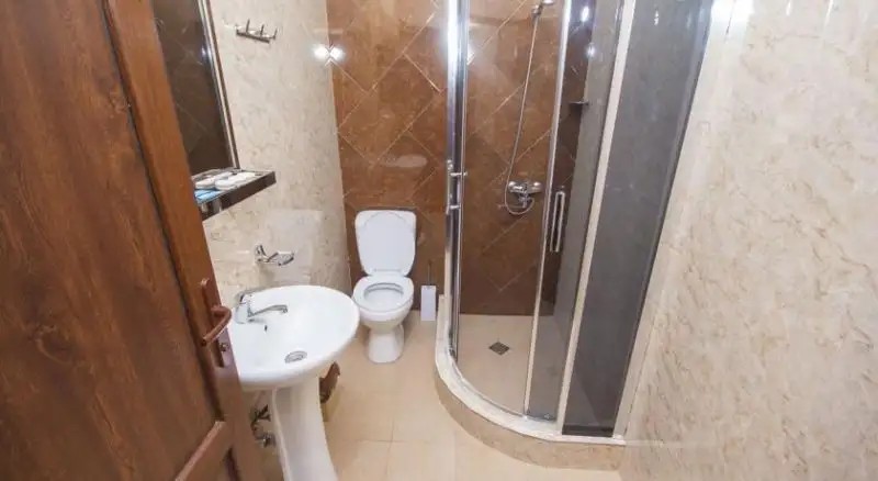 ELEGANT 2 HOTEL