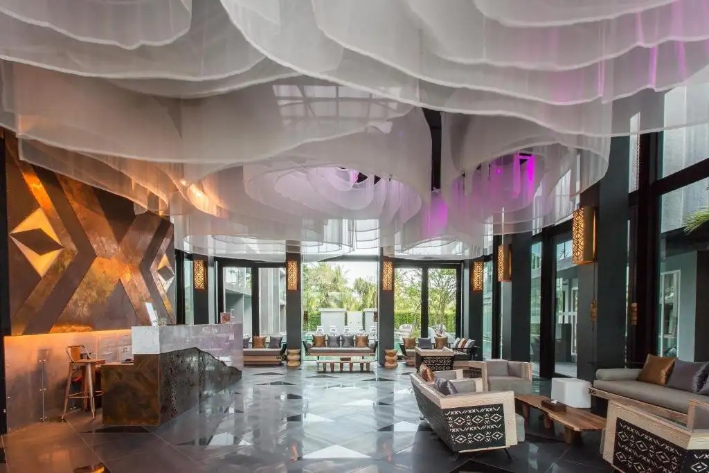MAYA PHUKET