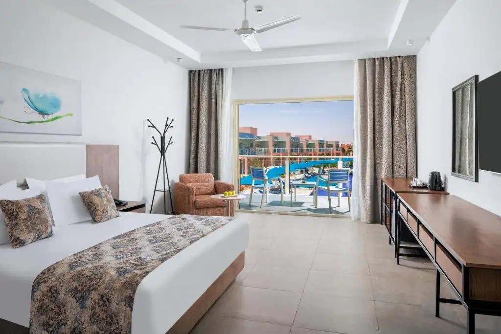 ALBATROS MAKADI RESORT