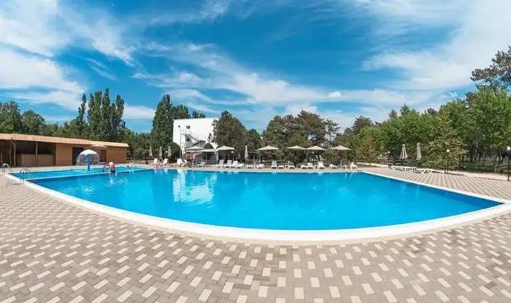 VOLNA FAMILY RESORT (ВОЛНА ФЭМИЛИ РЕЗОРТ)