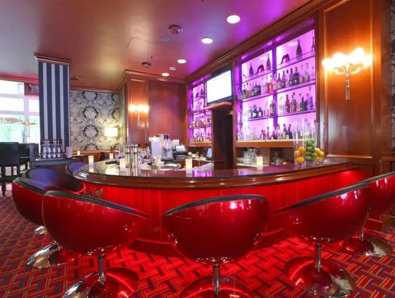 LINDNER CITY PLAZA (EX. RENAISSANCE COLOGNE)