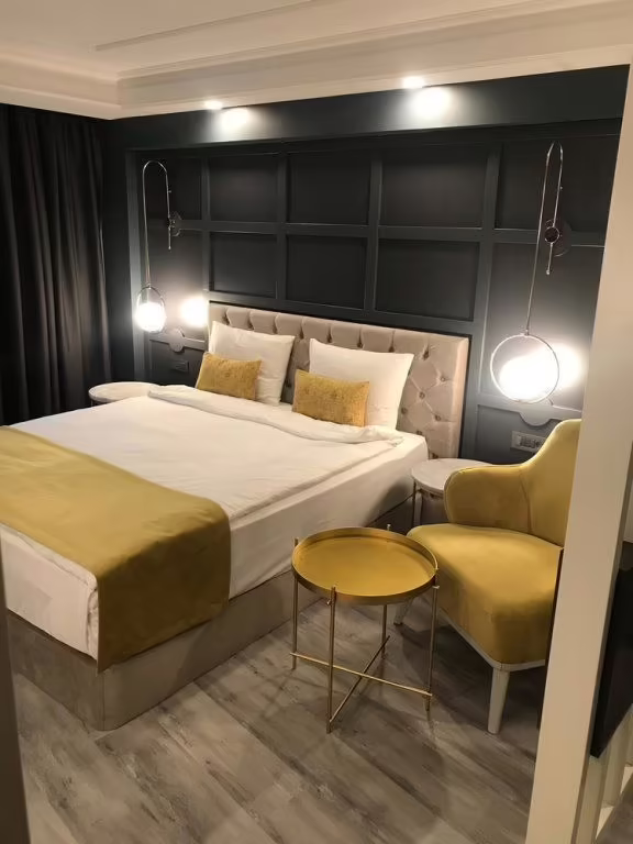 B LOFT HOTEL
