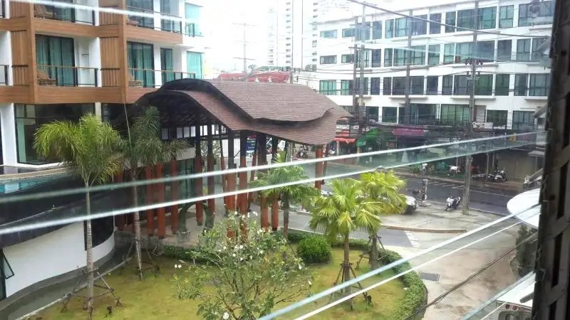 PATONG DELI