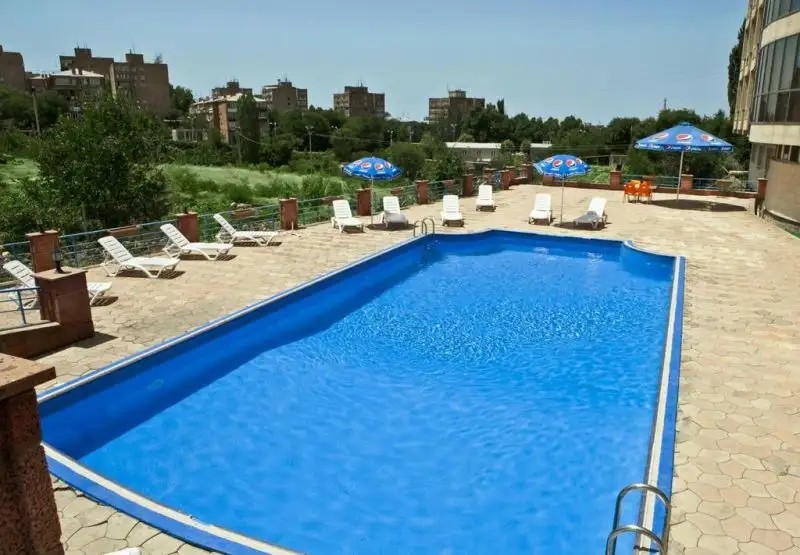 NORK RESIDENCE