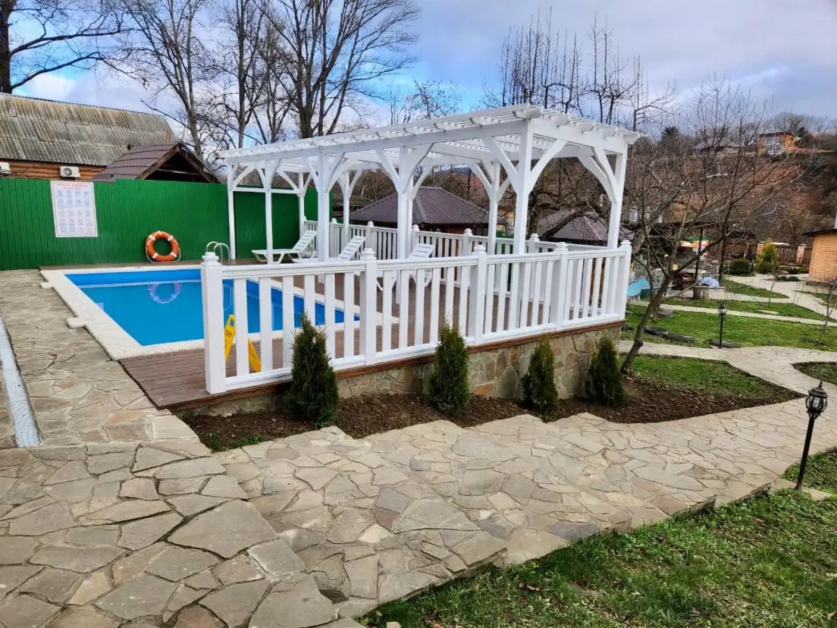 ОТДЫХ У РЕКИ